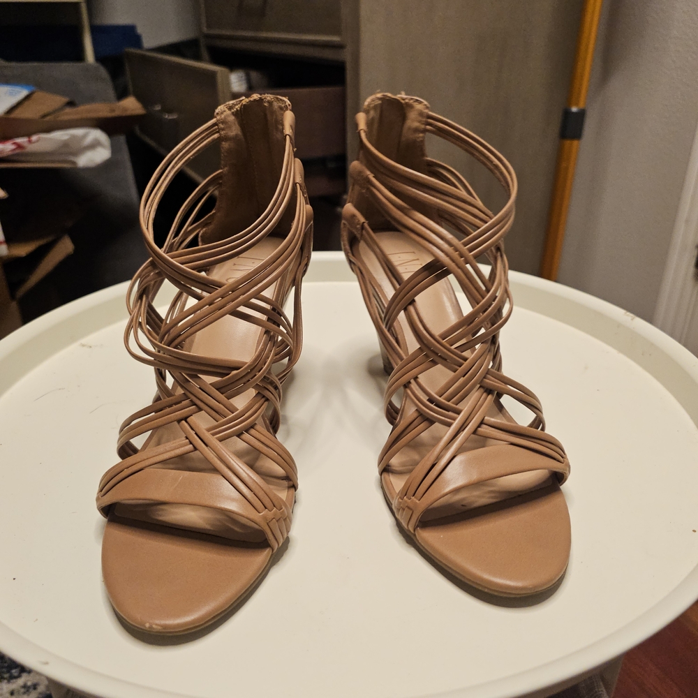 Fun Summer Tan Strappy Heels - Picture 5 of 8